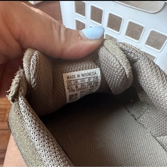 Yeezy powerhouse - Picture 5 of 5